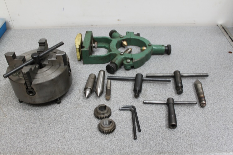 Naerok SSB-160A Metal Turning Lathe On Stand With Accessories